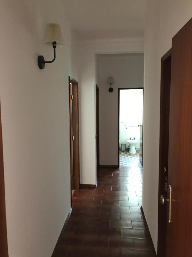 Europa Apart Bed and Breakfast Castanheira de Pera Exteriör bild